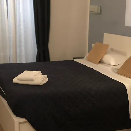 Residenza Giulia Al Colosseo 罗马