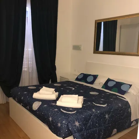 Residenza Giulia Al Colosseo 招待所 3*