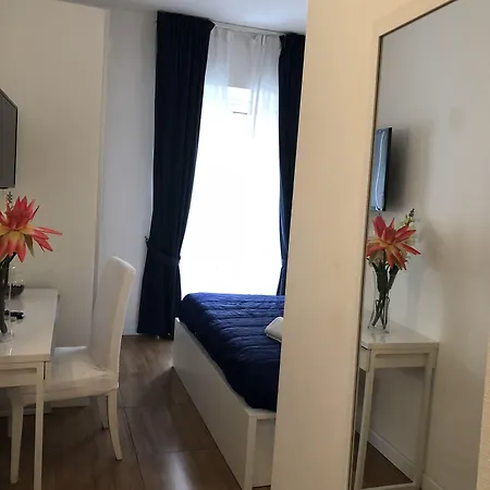 Penzion Residenza Giulia Al Colosseo Řím
