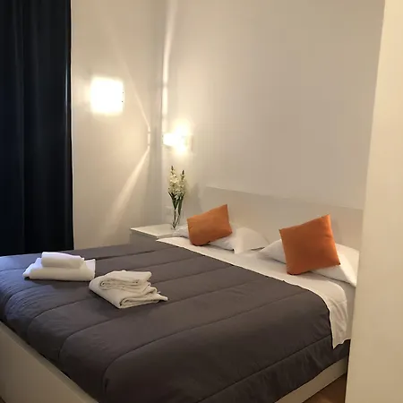 Residenza Giulia Al Colosseo Penzion Řím