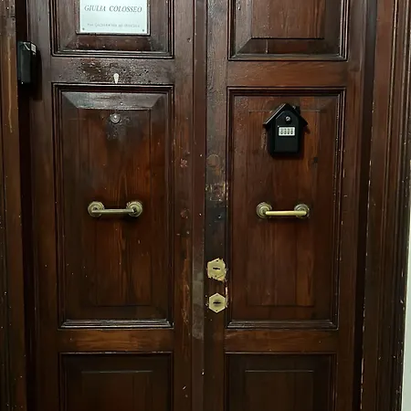 Residenza Giulia Al Colosseo Penzion Řím